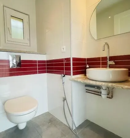 Le Belle-vue *climatise * Peyruis