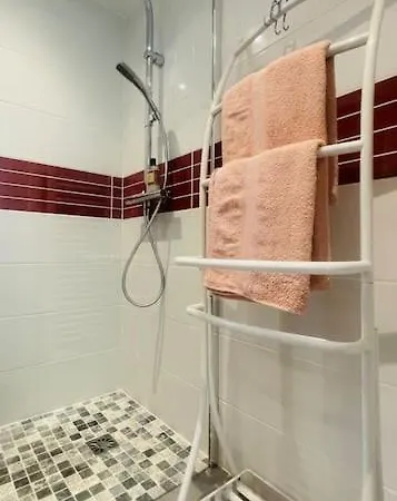 Le Belle-vue *climatise Apartament *