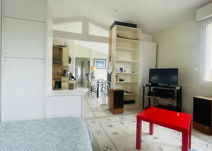 Le Belle-vue *climatise * Peyruis